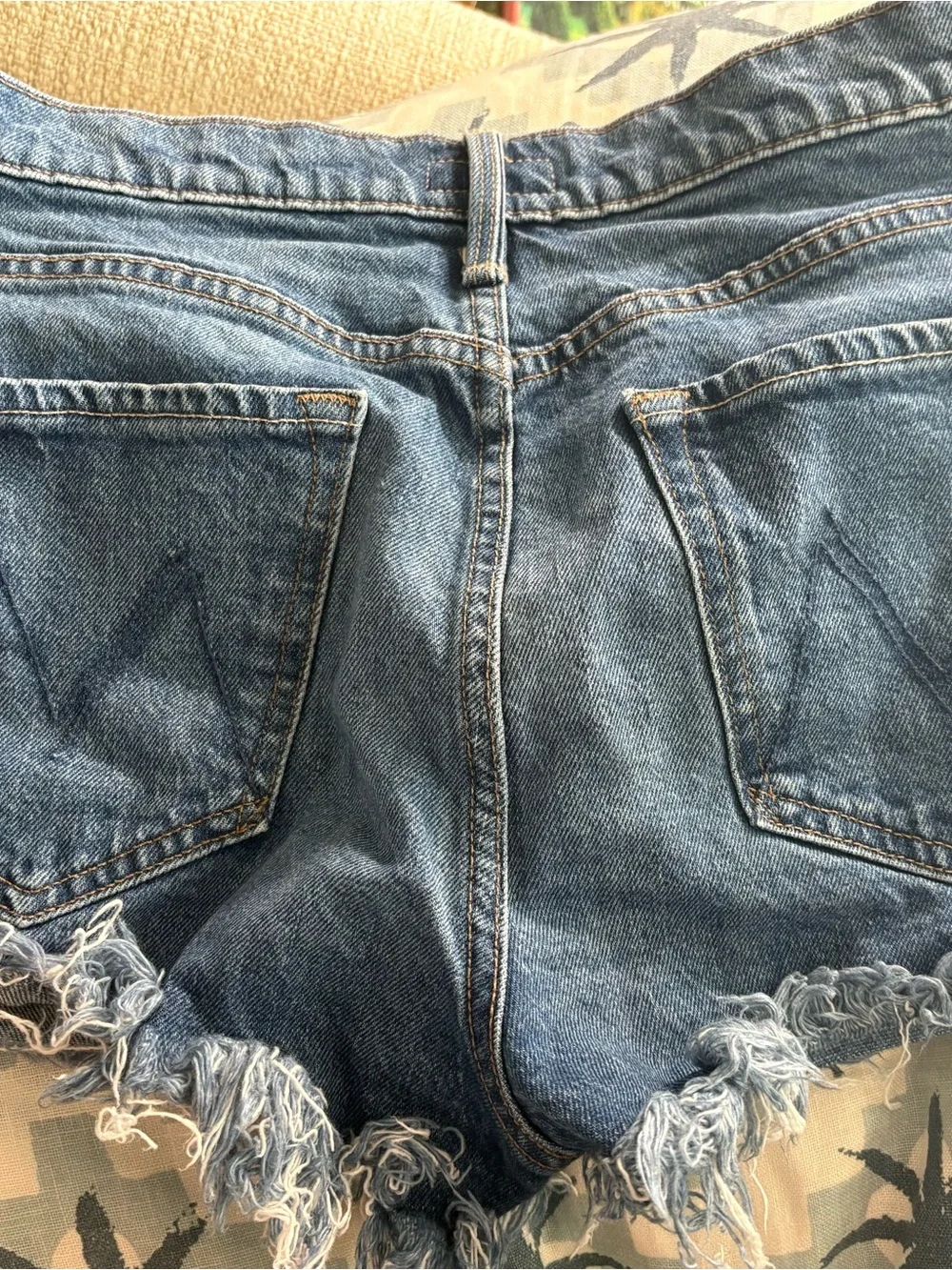 Frayed Hem Mid-Blue Denim Jean Shorts